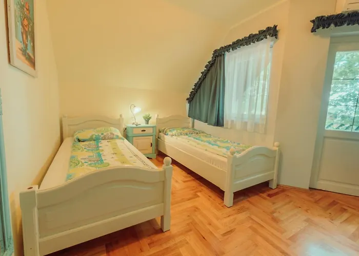 Pater And Aparthotel