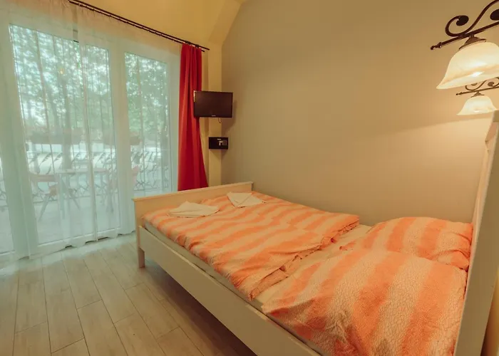 Pater And Aparthotel